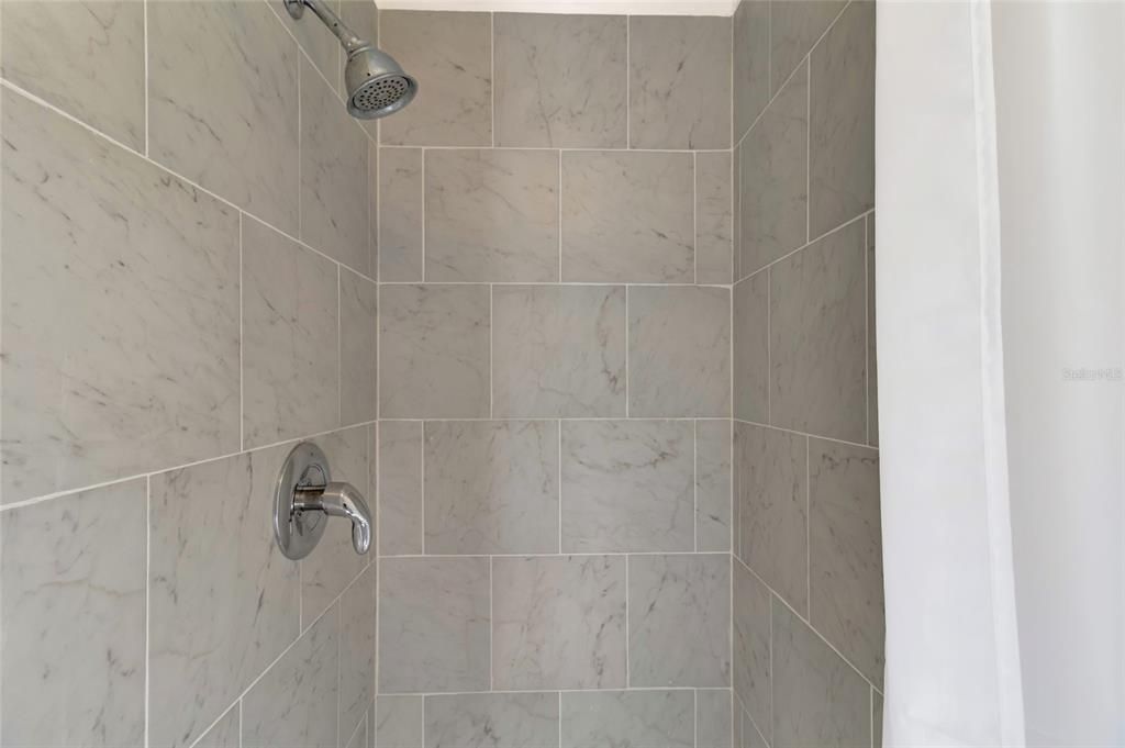 En Venta: $275,000 (3 camas, 2 baños, 1752 Pies cuadrados)