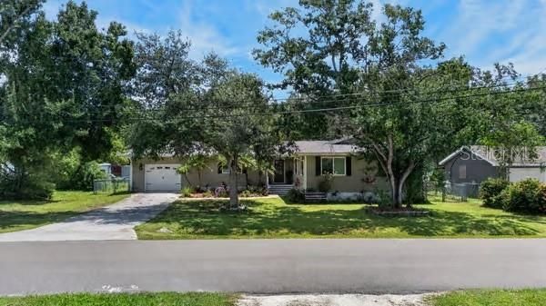 For Sale: $380,000 (4 beds, 2 baths, 1840 Square Feet)