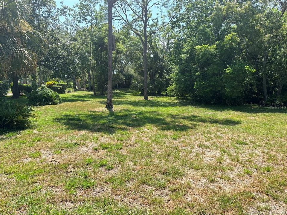 For Sale: $120,000 (2 beds, 2 baths, 1144 Square Feet)