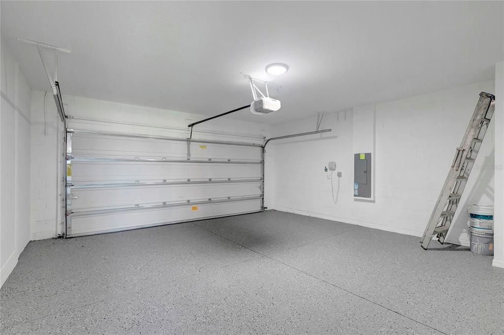 На продажу: $359,900 (4 спален, 2 ванн, 2340 Квадратных фут)