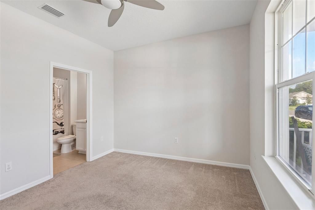 For Sale: $639,900 (4 beds, 4 baths, 2631 Square Feet)