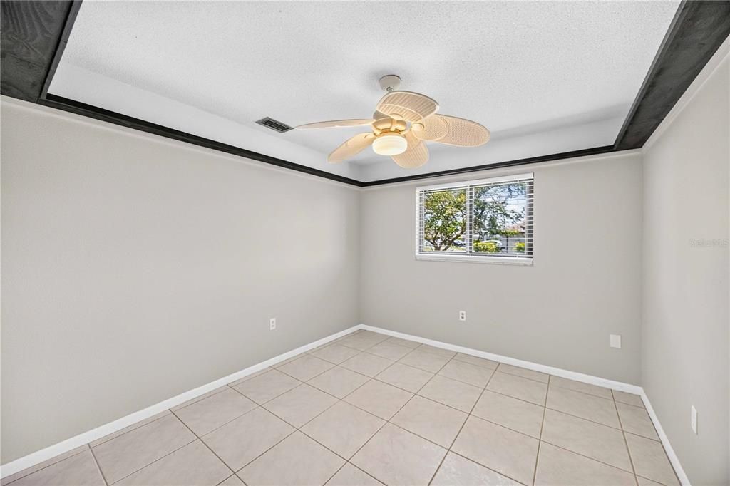 For Sale: $345,000 (3 beds, 2 baths, 1838 Square Feet)