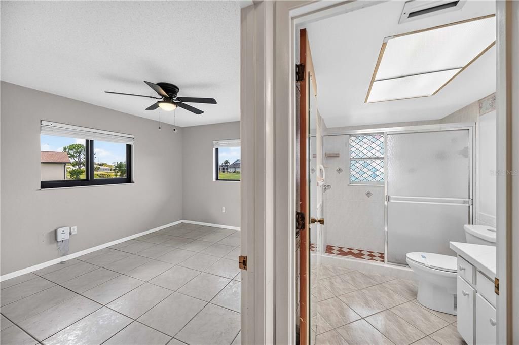 For Sale: $345,000 (3 beds, 2 baths, 1838 Square Feet)