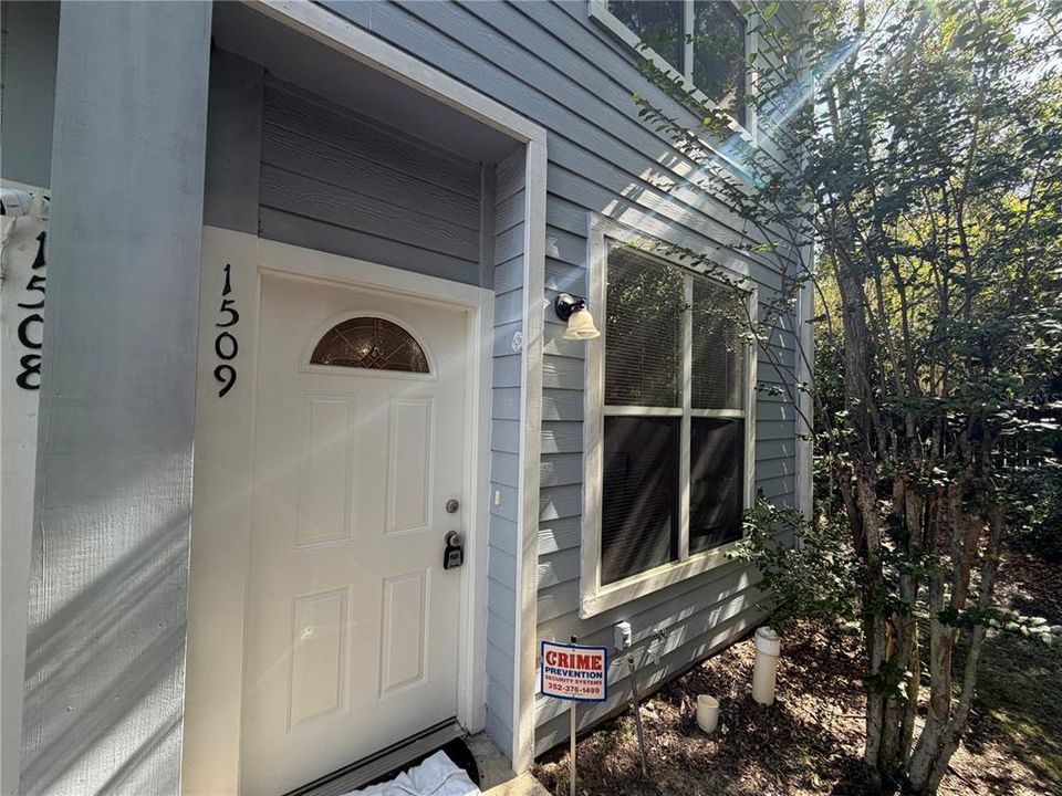 For Rent: $1,550 (2 beds, 2 baths, 1176 Square Feet)