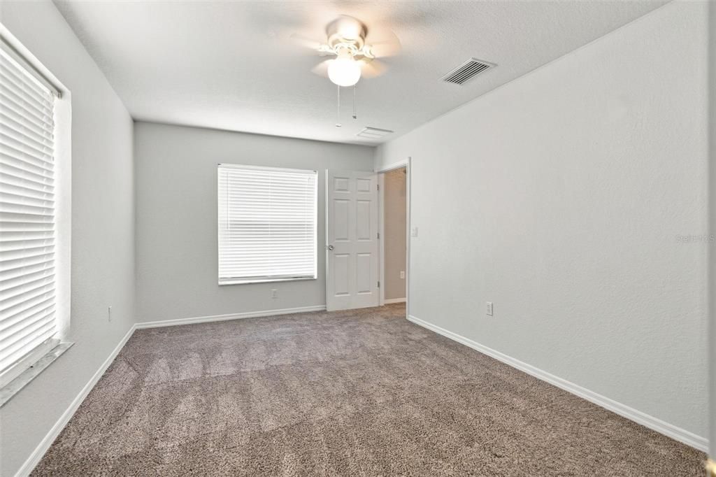 For Sale: $360,000 (4 beds, 2 baths, 1912 Square Feet)