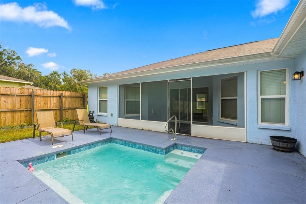 For Sale: $360,000 (4 beds, 2 baths, 1912 Square Feet)
