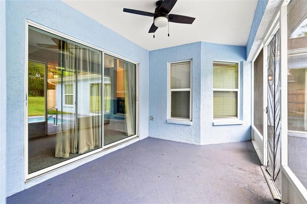 For Sale: $360,000 (4 beds, 2 baths, 1912 Square Feet)