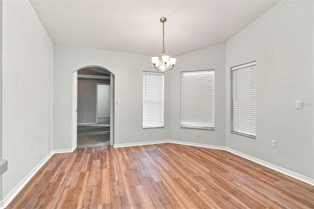 For Sale: $360,000 (4 beds, 2 baths, 1912 Square Feet)