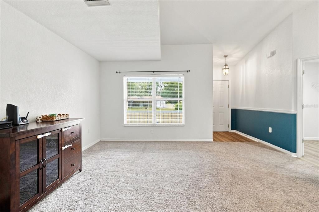 For Sale: $360,000 (4 beds, 2 baths, 1912 Square Feet)