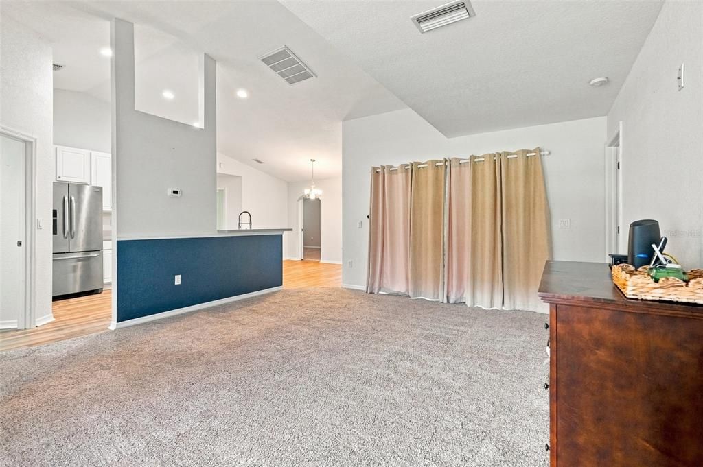 For Sale: $360,000 (4 beds, 2 baths, 1912 Square Feet)