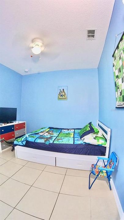 En Venta: $325,000 (3 camas, 2 baños, 1514 Pies cuadrados)