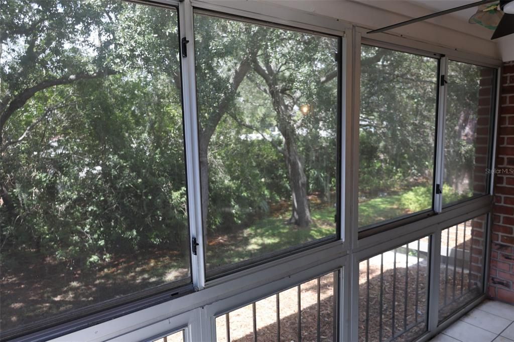 For Rent: $1,750 (2 beds, 2 baths, 940 Square Feet)