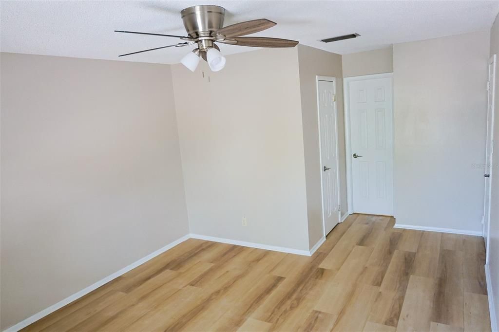For Rent: $1,750 (2 beds, 2 baths, 940 Square Feet)