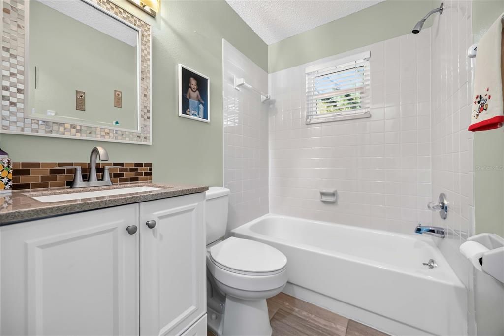 For Sale: $429,999 (2 beds, 2 baths, 1499 Square Feet)