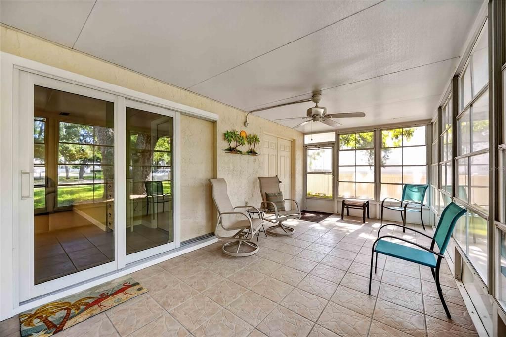 For Sale: $429,999 (2 beds, 2 baths, 1499 Square Feet)