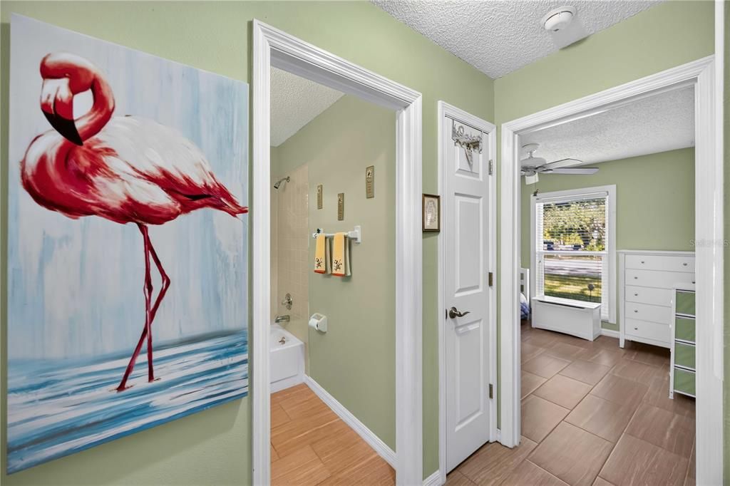 For Sale: $429,999 (2 beds, 2 baths, 1499 Square Feet)
