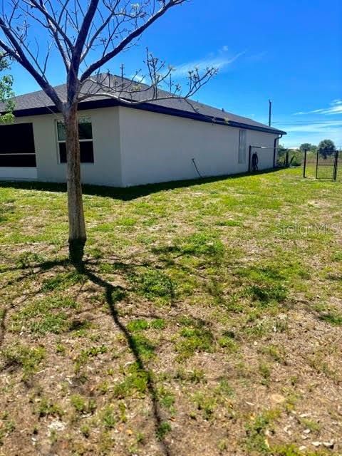 For Sale: $379,000 (4 beds, 2 baths, 1809 Square Feet)