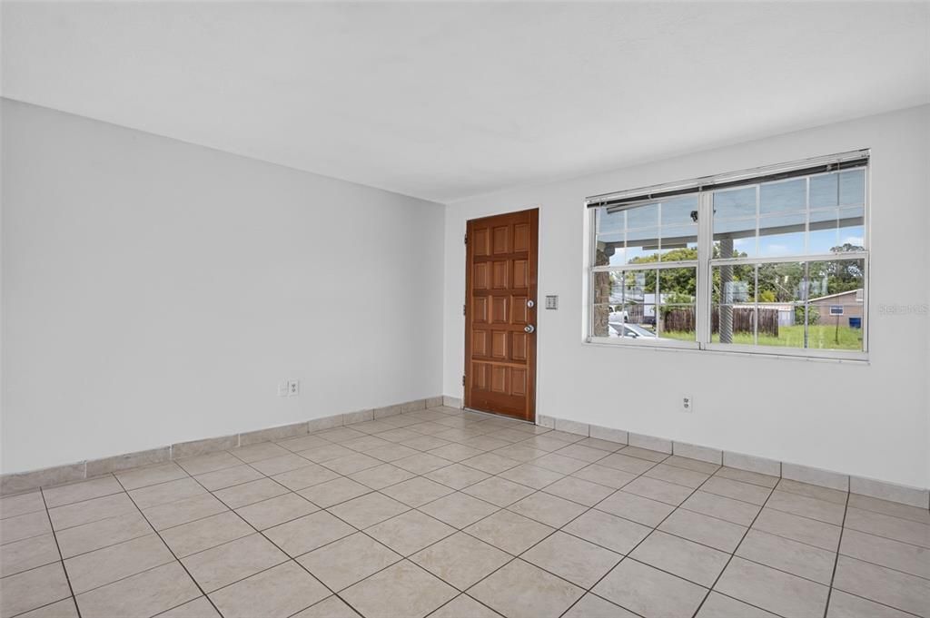 En Venta: $239,900 (2 camas, 1 baños, 1088 Pies cuadrados)