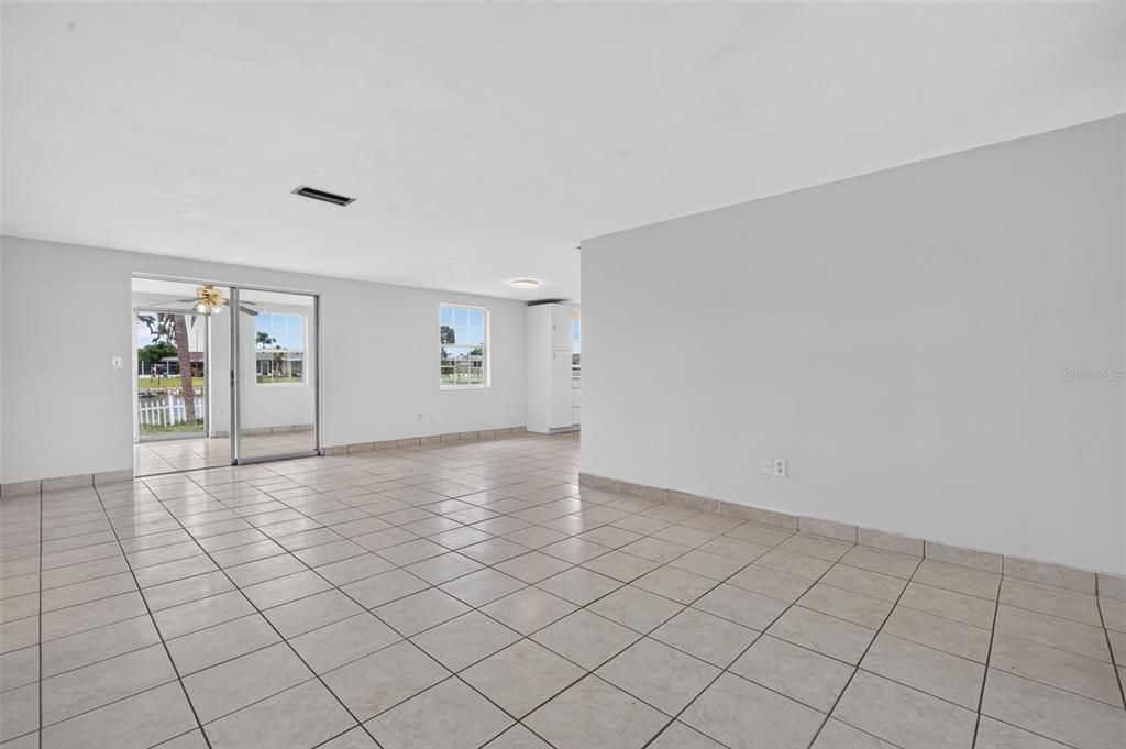 En Venta: $239,900 (2 camas, 1 baños, 1088 Pies cuadrados)