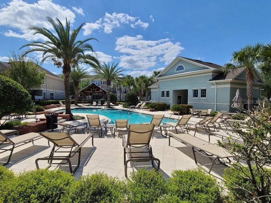 For Rent: $2,100 (3 beds, 2 baths, 1569 Square Feet)
