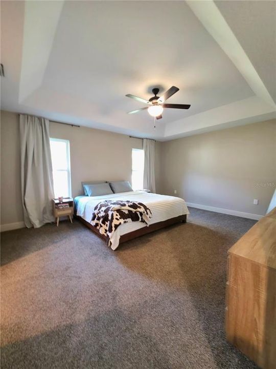 For Sale: $285,000 (3 beds, 2 baths, 1934 Square Feet)