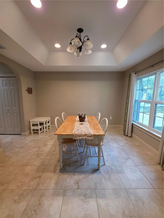For Sale: $285,000 (3 beds, 2 baths, 1934 Square Feet)