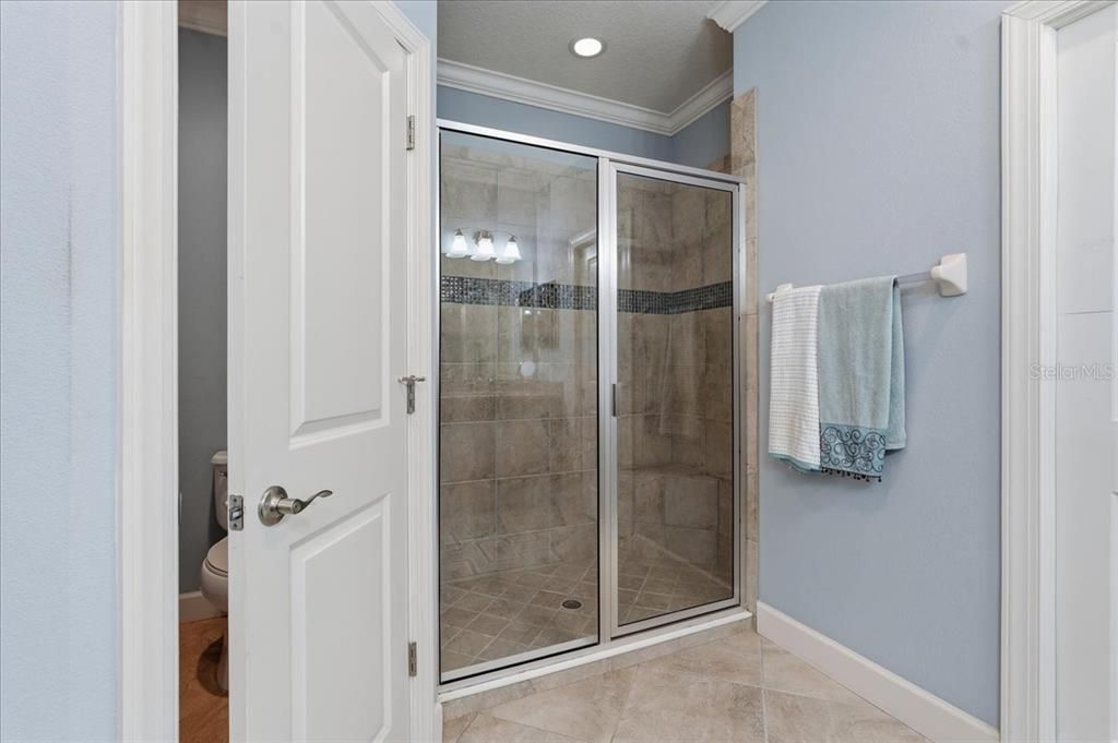 For Sale: $589,000 (3 beds, 2 baths, 1920 Square Feet)