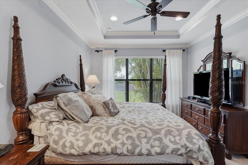 For Sale: $589,000 (3 beds, 2 baths, 1920 Square Feet)