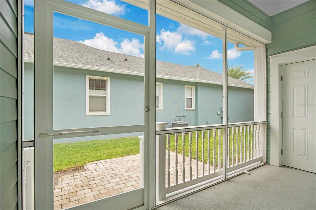 For Rent: $5,000 (3 beds, 2 baths, 1800 Square Feet)