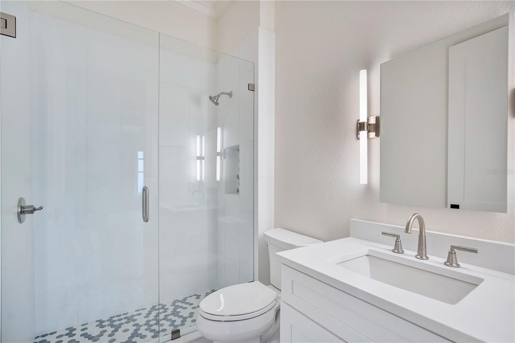 For Rent: $5,000 (3 beds, 2 baths, 1800 Square Feet)