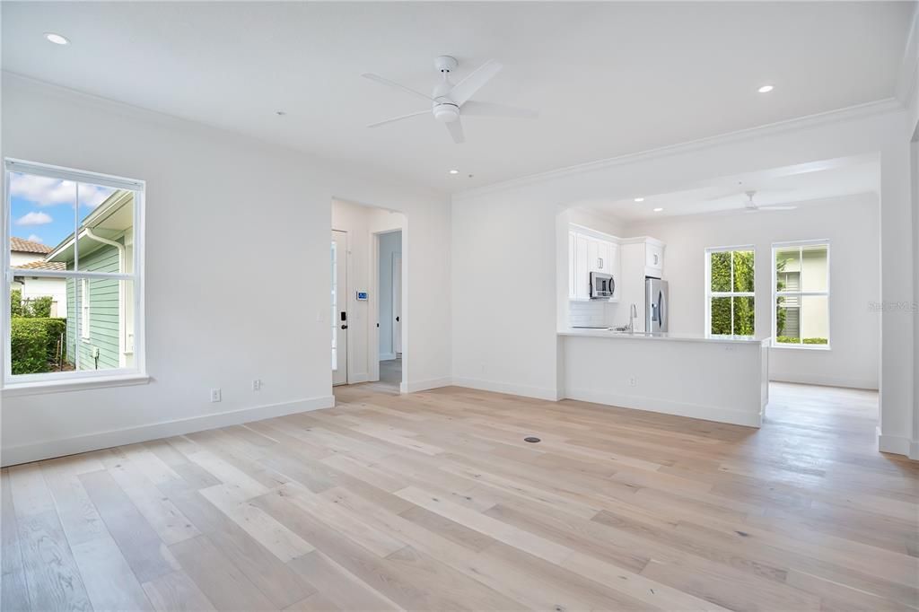 For Rent: $5,000 (3 beds, 2 baths, 1800 Square Feet)