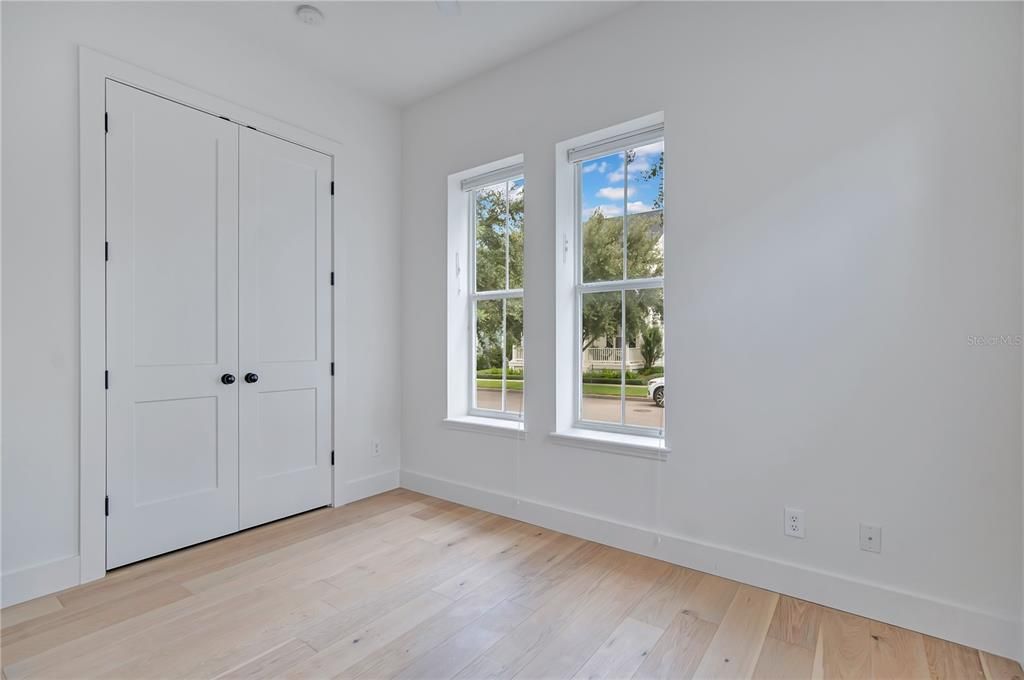 For Rent: $5,000 (3 beds, 2 baths, 1800 Square Feet)