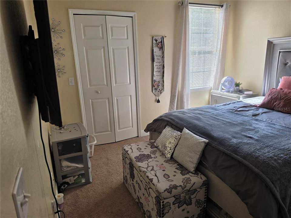 В аренду: $1,950 (2 спален, 2 ванн, 1276 Квадратных фут)