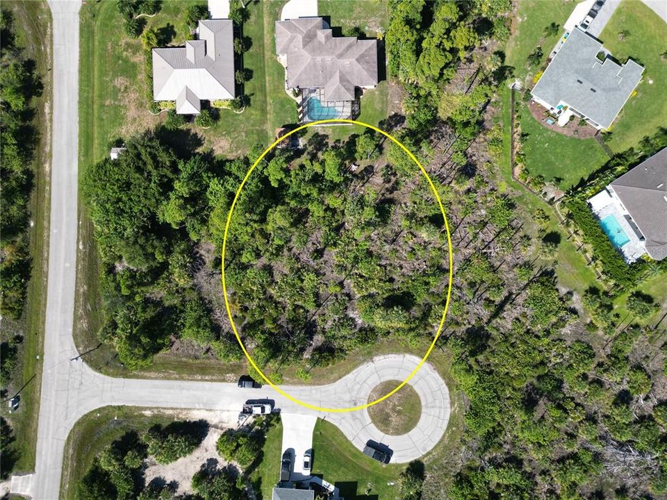 For Sale: $25,900 (0.27 acres)