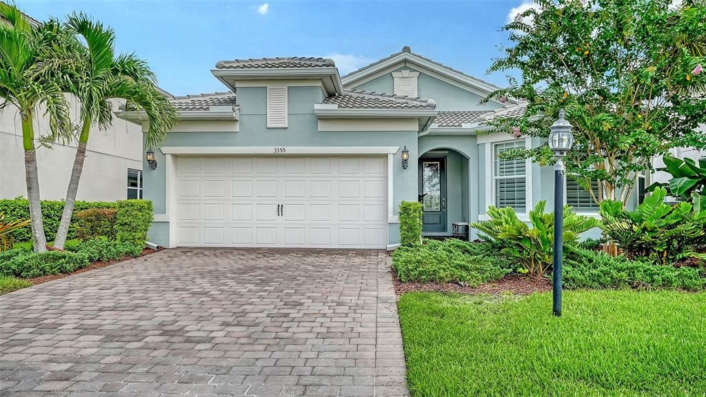 For Sale: $499,000 (2 beds, 2 baths, 1868 Square Feet)