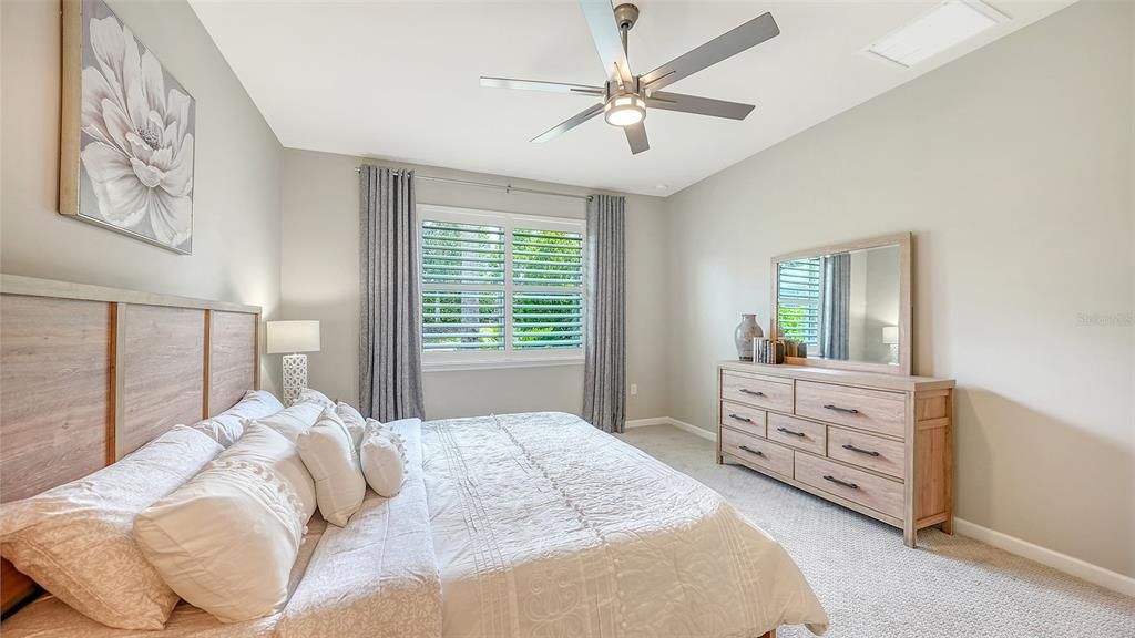 For Sale: $499,000 (2 beds, 2 baths, 1868 Square Feet)