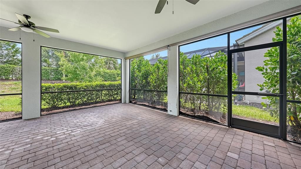 For Sale: $499,000 (2 beds, 2 baths, 1868 Square Feet)