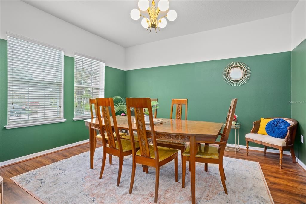 For Sale: $350,000 (3 beds, 2 baths, 2000 Square Feet)