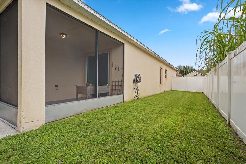 For Sale: $350,000 (3 beds, 2 baths, 2000 Square Feet)