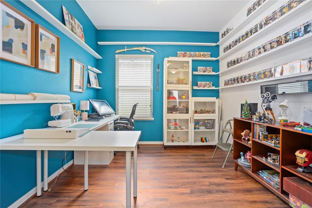 For Sale: $350,000 (3 beds, 2 baths, 2000 Square Feet)