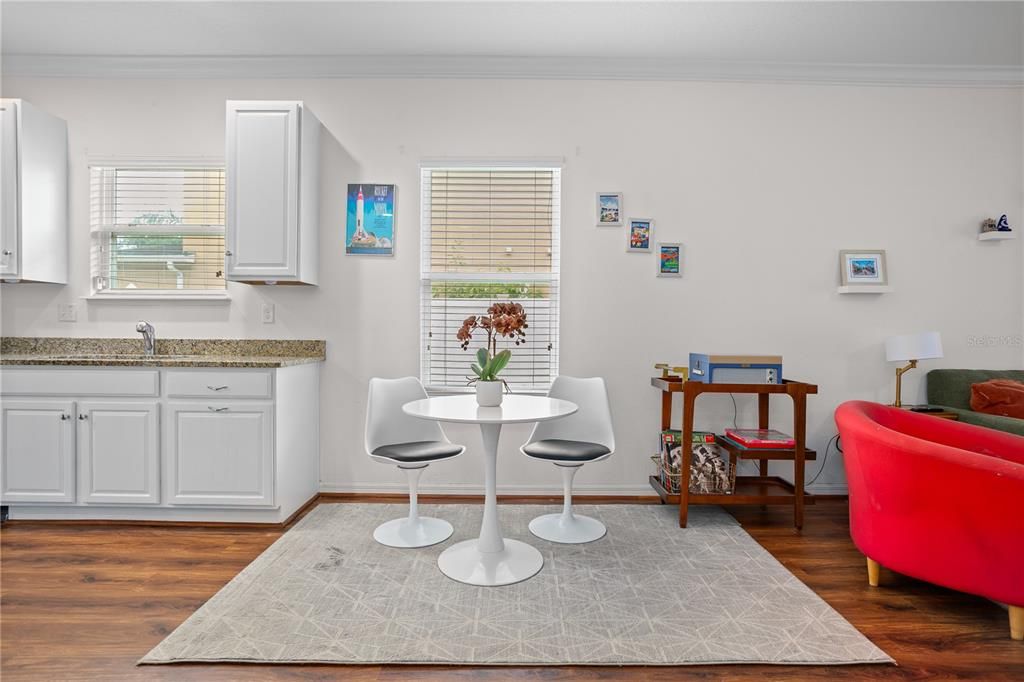 For Sale: $350,000 (3 beds, 2 baths, 2000 Square Feet)