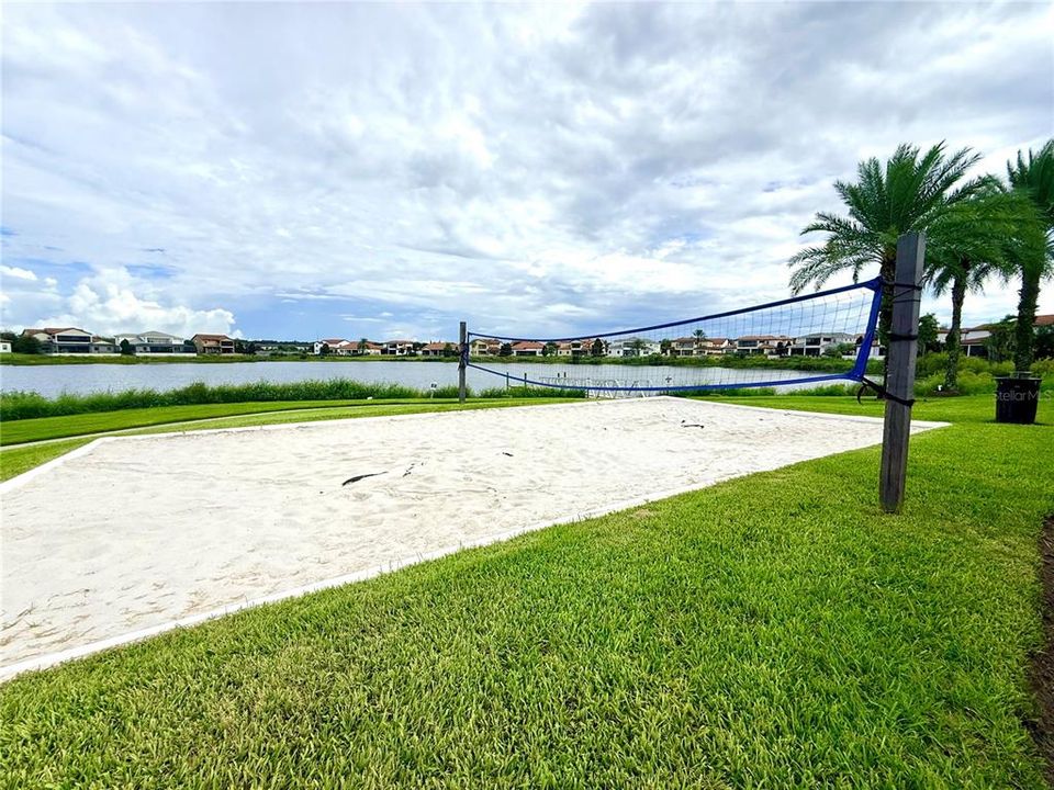 For Rent: $6,000 (5 beds, 4 baths, 4045 Square Feet)