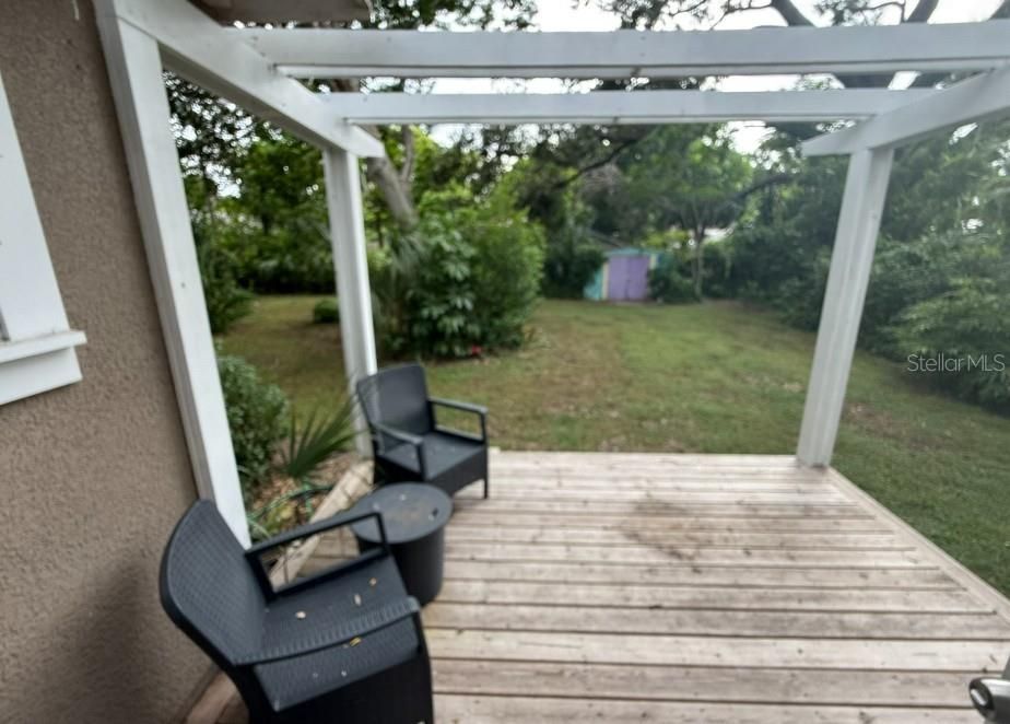 For Rent: $1,995 (2 beds, 1 baths, 927 Square Feet)