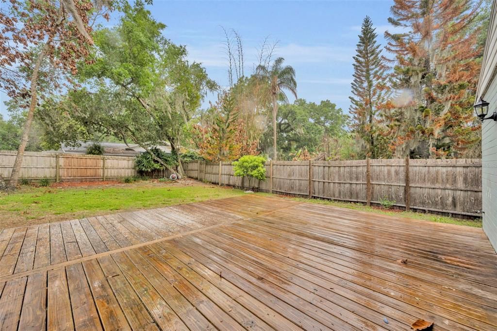 For Rent: $2,300 (2 beds, 1 baths, 1223 Square Feet)