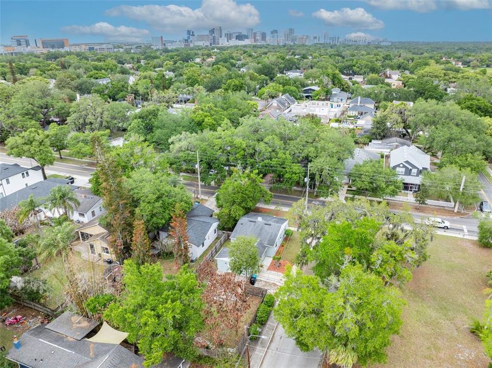 For Rent: $2,300 (2 beds, 1 baths, 1223 Square Feet)