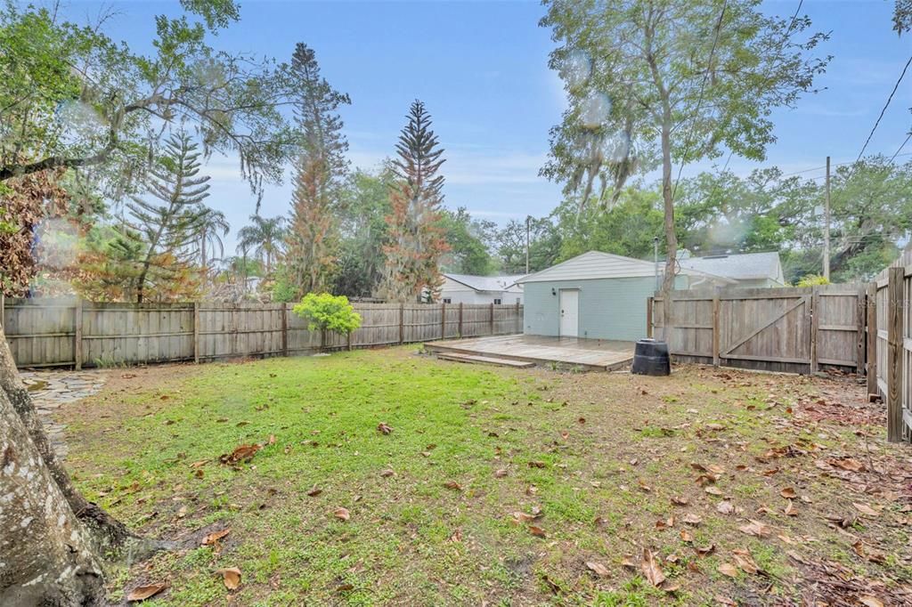 For Rent: $2,300 (2 beds, 1 baths, 1223 Square Feet)