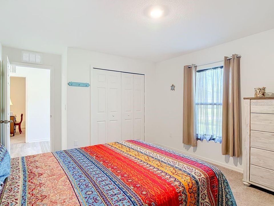 For Sale: $399,900 (4 beds, 2 baths, 2134 Square Feet)