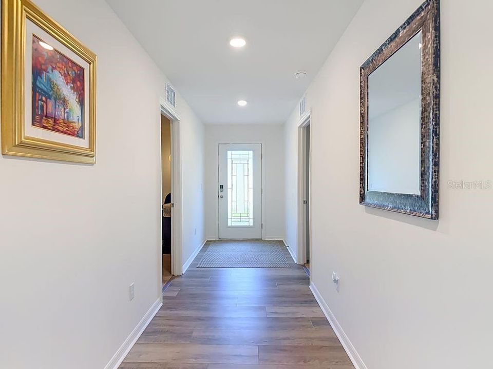For Sale: $399,900 (4 beds, 2 baths, 2134 Square Feet)