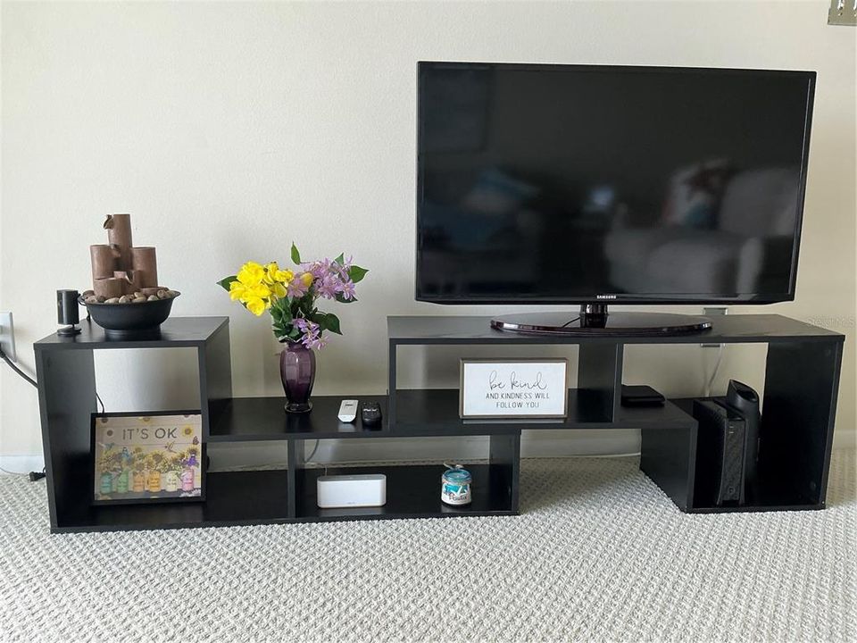 For Rent: $3,500 (2 beds, 2 baths, 1145 Square Feet)