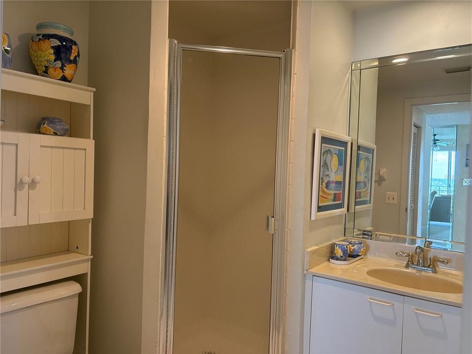 For Rent: $3,500 (2 beds, 2 baths, 1145 Square Feet)